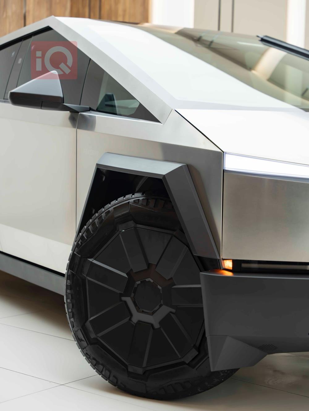 تسلا سايبر تراك